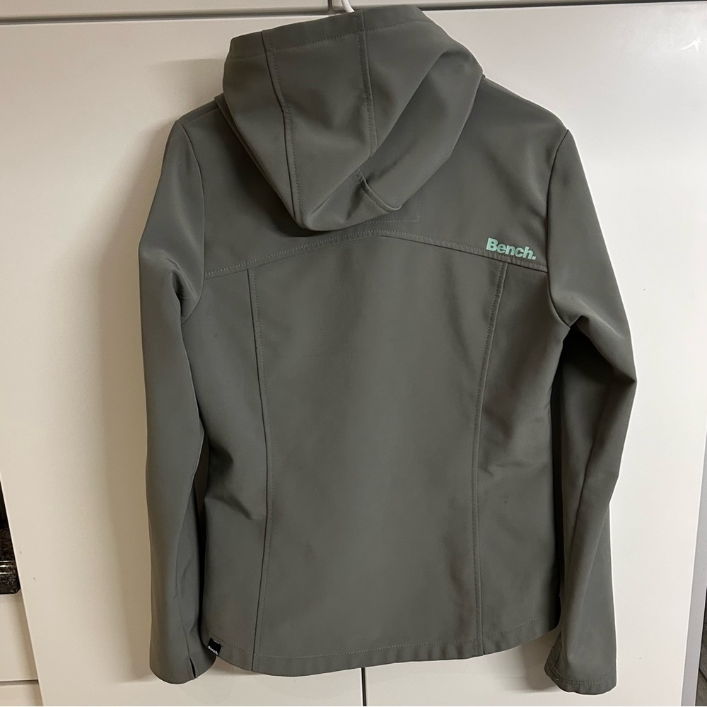 Bench Women’s Sage Green Hooded Light  Utility Jacket.  Size XL - Picture 3 of 16